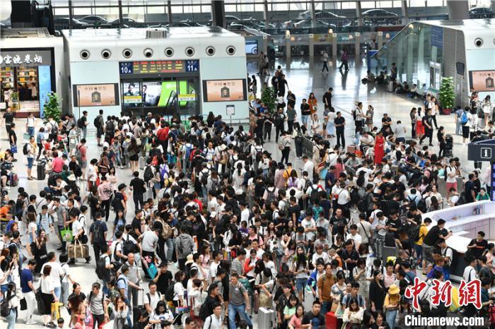 第七次全国人口普查主要数据今将公布 有哪些看点？