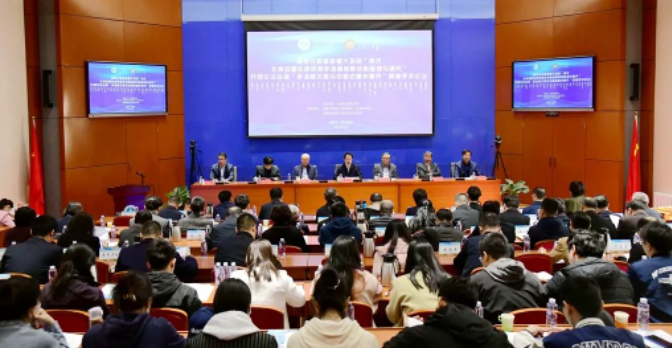 国家社科基金重大项目“清代北部边疆丝路贸易多语种档案资料整理与研究”开题论证会暨“多语种文献与中国边疆史研究”学术论坛在内蒙古师范大学召开