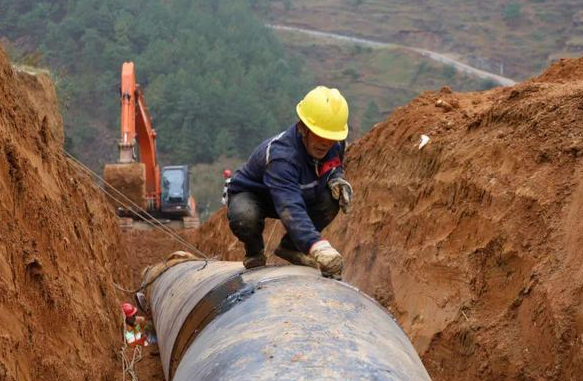 重大工程建设扎实推进（年中经济观察）