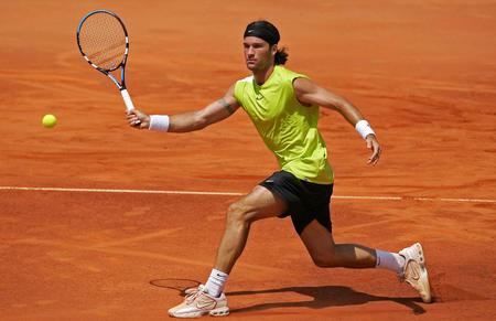 埃斯托里尔网球公开赛正赛开启