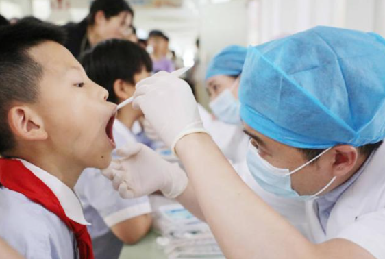 内蒙古首个青少年口腔科普宣教基地揭牌