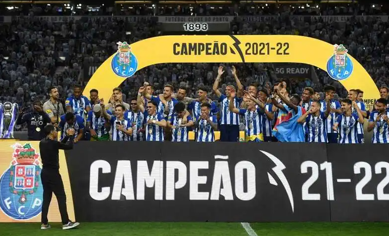 葡超综合：波尔图创纪录夺冠