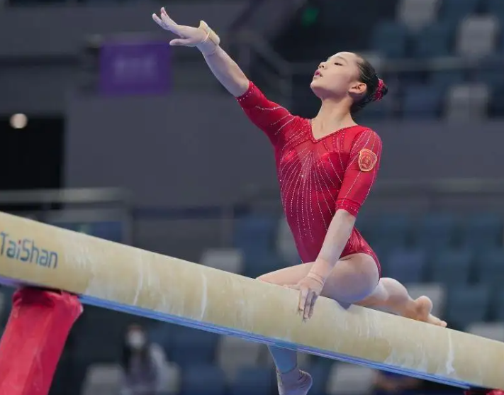 全国体操锦标赛：唐茜靖全锦赛女子全能首次折桂
