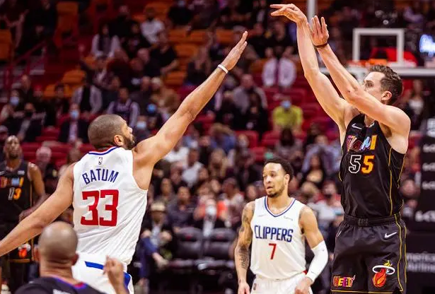 NBA综合：老鹰加时胜鹈鹕 太阳大胜开拓者